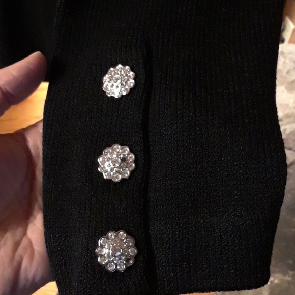 St. John Evening Basics knit jacket - Picture 4 of 9